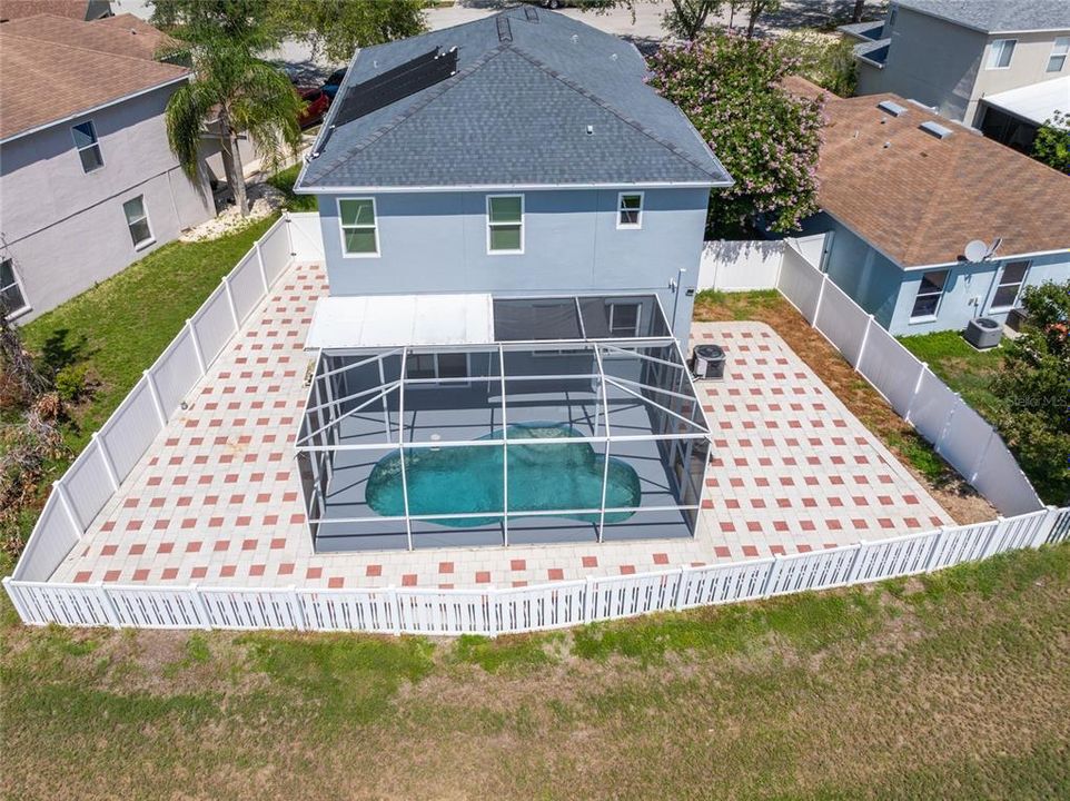 For Sale: $425,000 (4 beds, 2 baths, 2528 Square Feet)
