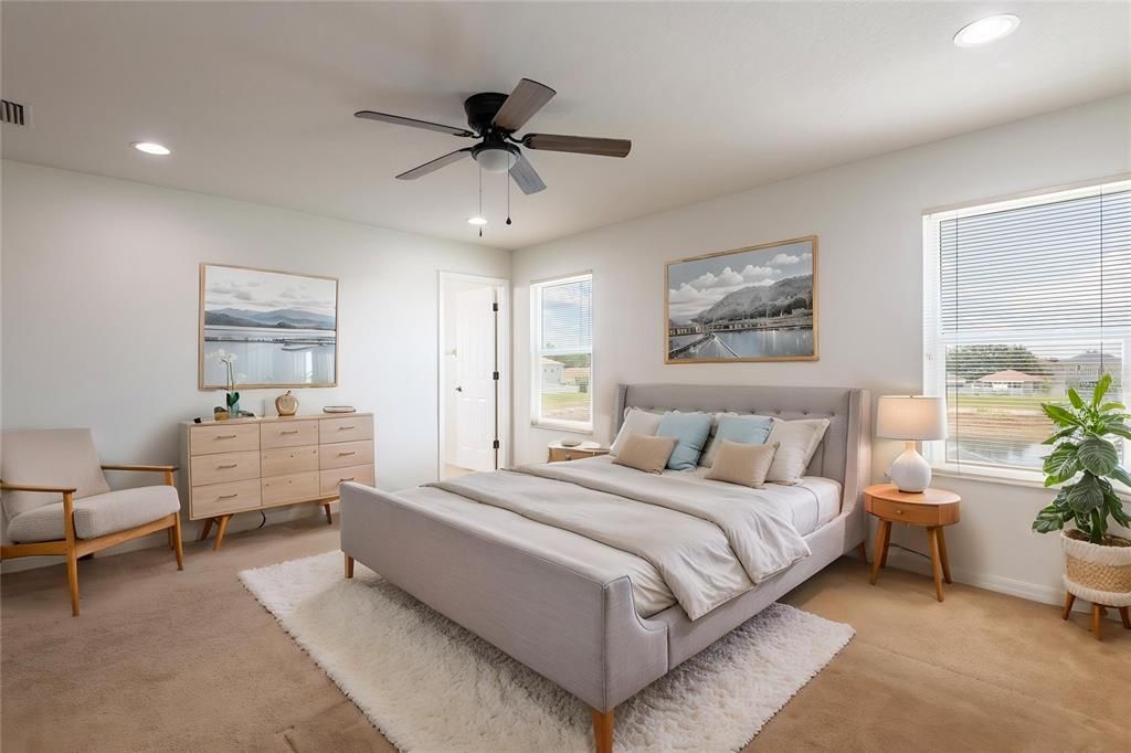 For Sale: $425,000 (4 beds, 2 baths, 2528 Square Feet)