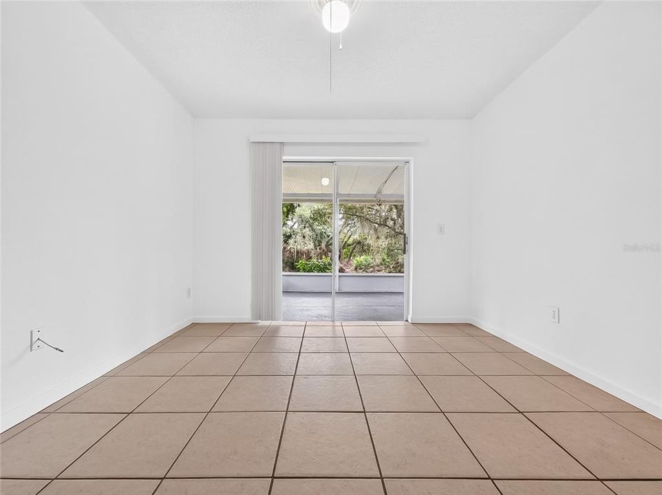 待售: $259,000 (3 贝兹, 2 浴室, 1182 平方英尺)