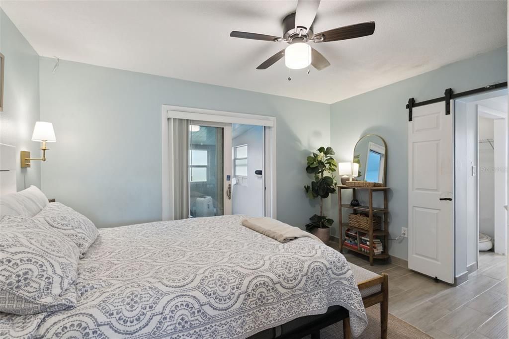 For Sale: $255,000 (2 beds, 2 baths, 1142 Square Feet)