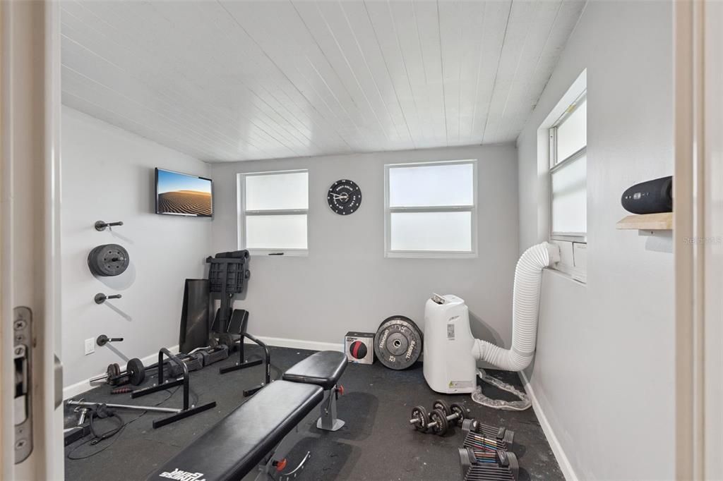 For Sale: $255,000 (2 beds, 2 baths, 1142 Square Feet)