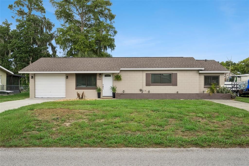 For Sale: $255,000 (2 beds, 2 baths, 1142 Square Feet)