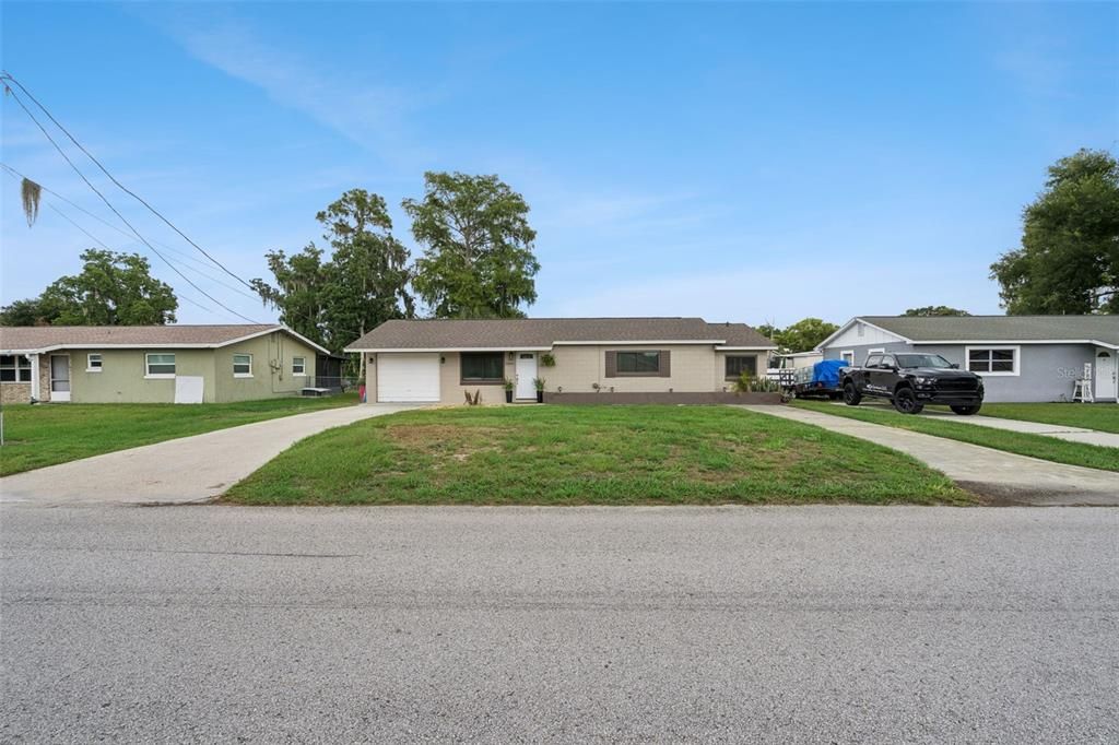 For Sale: $255,000 (2 beds, 2 baths, 1142 Square Feet)