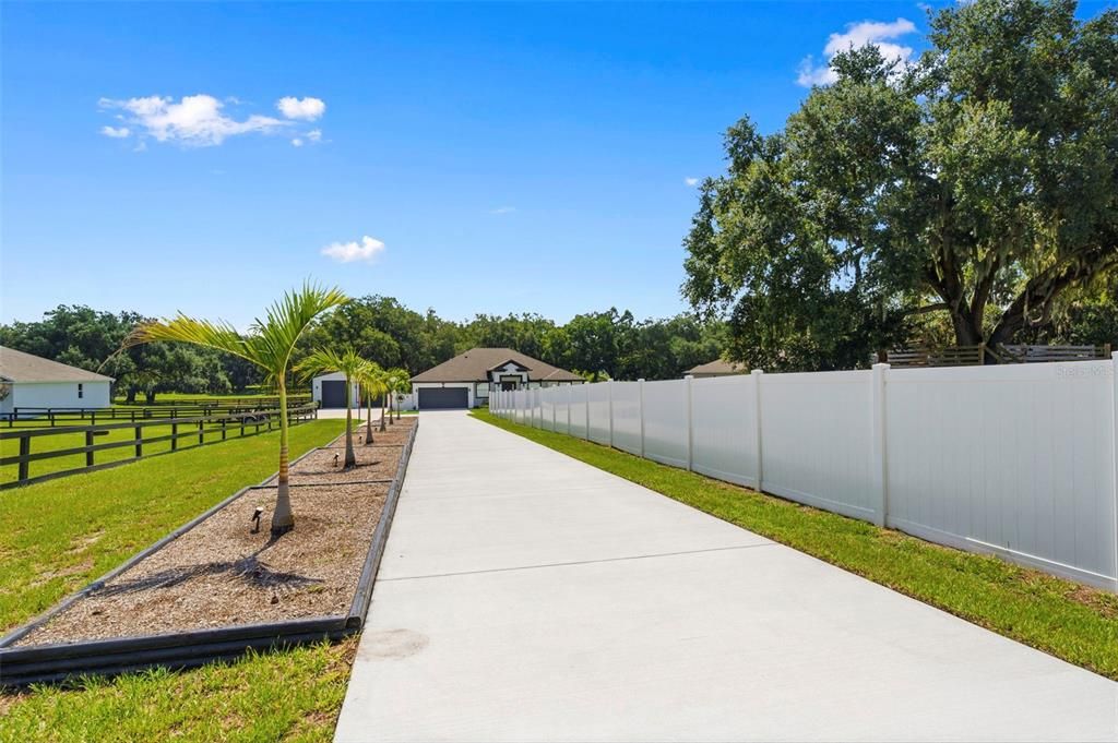 For Sale: $730,000 (4 beds, 2 baths, 2427 Square Feet)