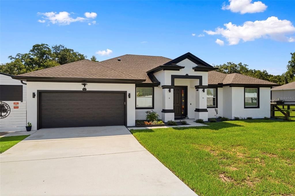 For Sale: $730,000 (4 beds, 2 baths, 2427 Square Feet)