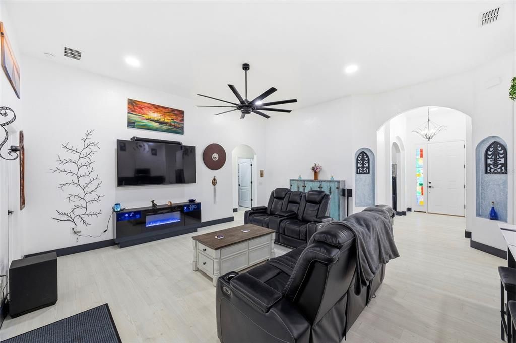 For Sale: $730,000 (4 beds, 2 baths, 2427 Square Feet)