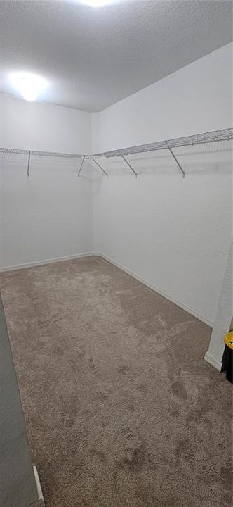En Renta: $2,300 (3 camas, 2 baños, 1500 Pies cuadrados)