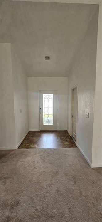 En Renta: $2,300 (3 camas, 2 baños, 1500 Pies cuadrados)