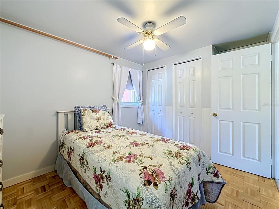 For Sale: $239,000 (3 beds, 1 baths, 1097 Square Feet)