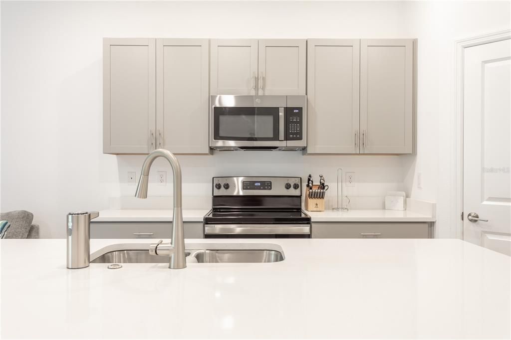 В аренду: $2,499 (3 спален, 2 ванн, 1417 Квадратных фут)