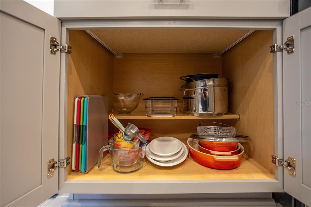 В аренду: $2,499 (3 спален, 2 ванн, 1417 Квадратных фут)