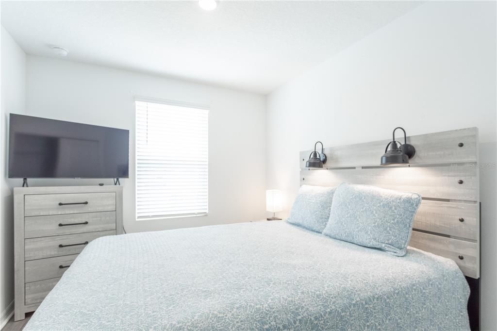 В аренду: $2,499 (3 спален, 2 ванн, 1417 Квадратных фут)