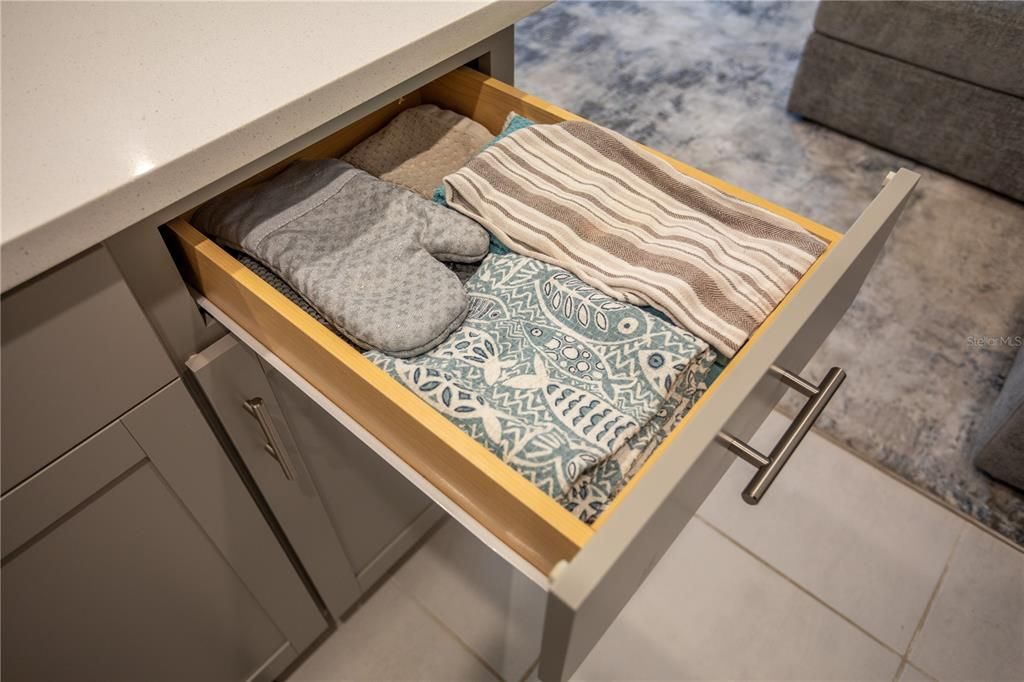 В аренду: $2,499 (3 спален, 2 ванн, 1417 Квадратных фут)