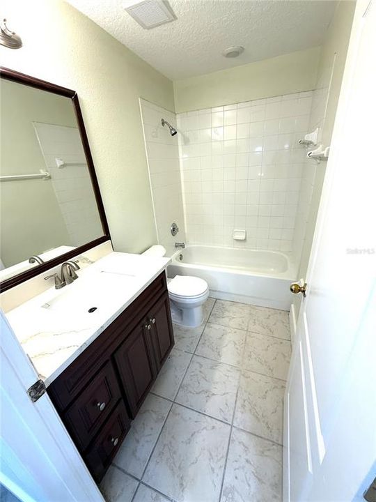 For Sale: $514,900 (5 beds, 3 baths, 2136 Square Feet)