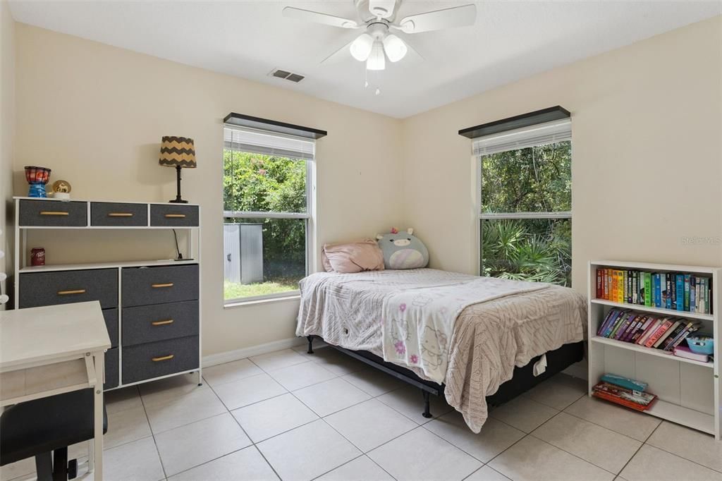 For Sale: $360,000 (3 beds, 2 baths, 1593 Square Feet)