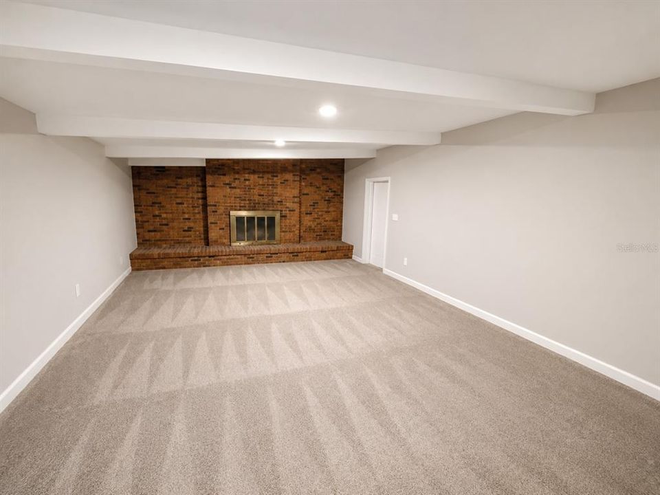 For Sale: $256,500 (3 beds, 2 baths, 2231 Square Feet)