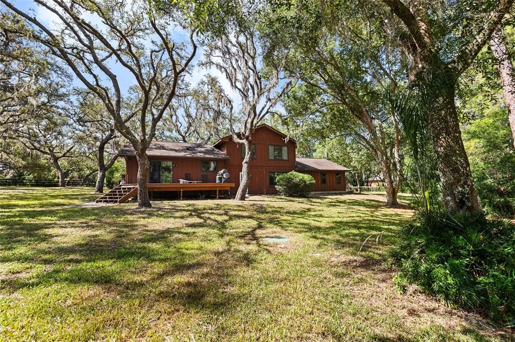 For Sale: $499,900 (5 beds, 3 baths, 2454 Square Feet)
