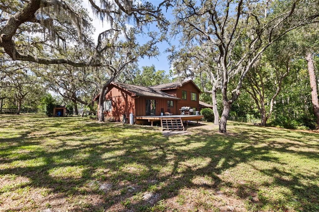 For Sale: $499,900 (5 beds, 3 baths, 2454 Square Feet)