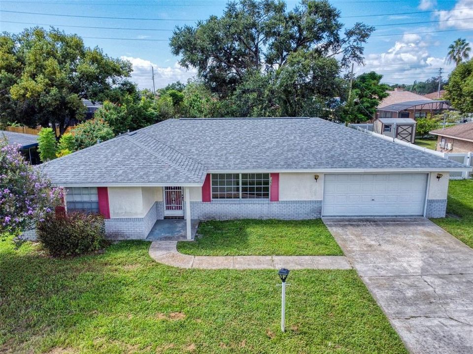 For Sale: $248,000 (2 beds, 2 baths, 1428 Square Feet)