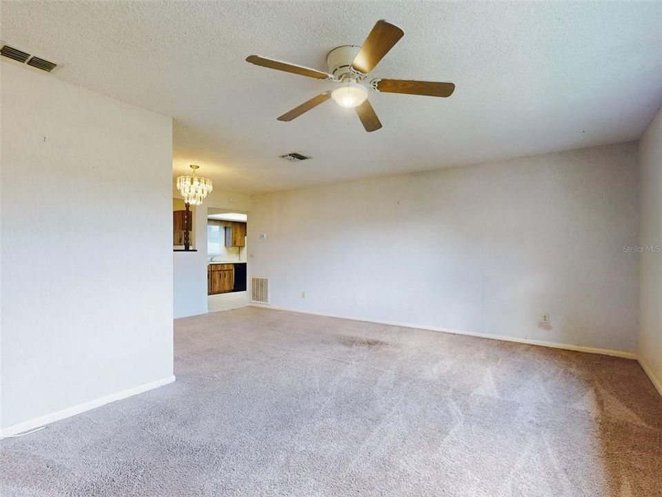 For Sale: $248,000 (2 beds, 2 baths, 1428 Square Feet)