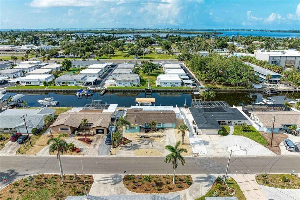 Active With Contract: $949,000 (3 beds, 2 baths, 1556 Square Feet)