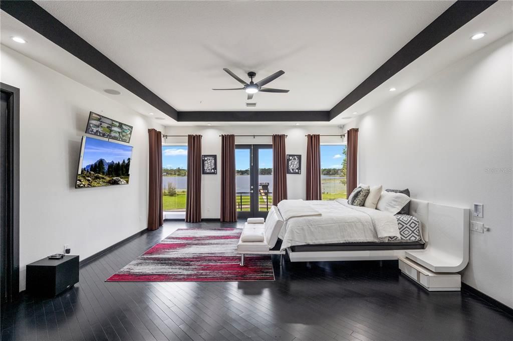 For Sale: $2,200,000 (4 beds, 4 baths, 5144 Square Feet)