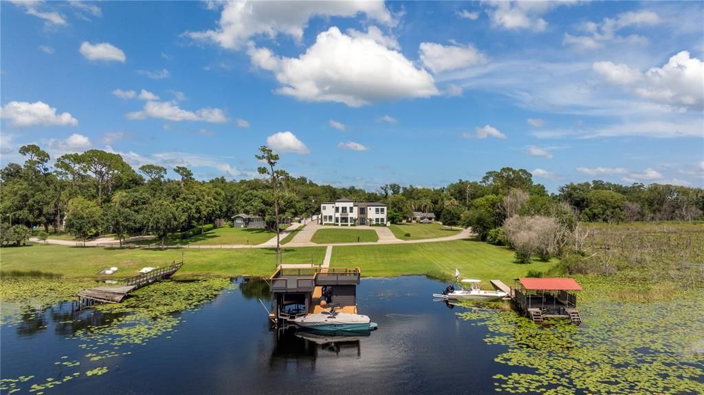 For Sale: $2,200,000 (4 beds, 4 baths, 5144 Square Feet)