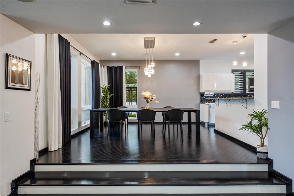 For Sale: $2,200,000 (4 beds, 4 baths, 5144 Square Feet)