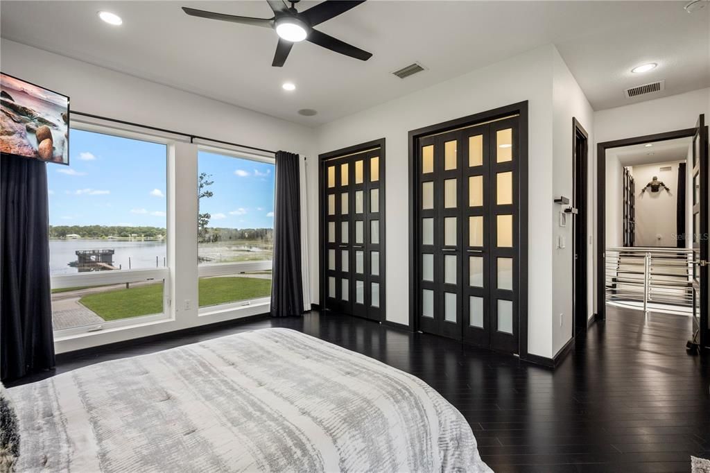 For Sale: $2,200,000 (4 beds, 4 baths, 5144 Square Feet)