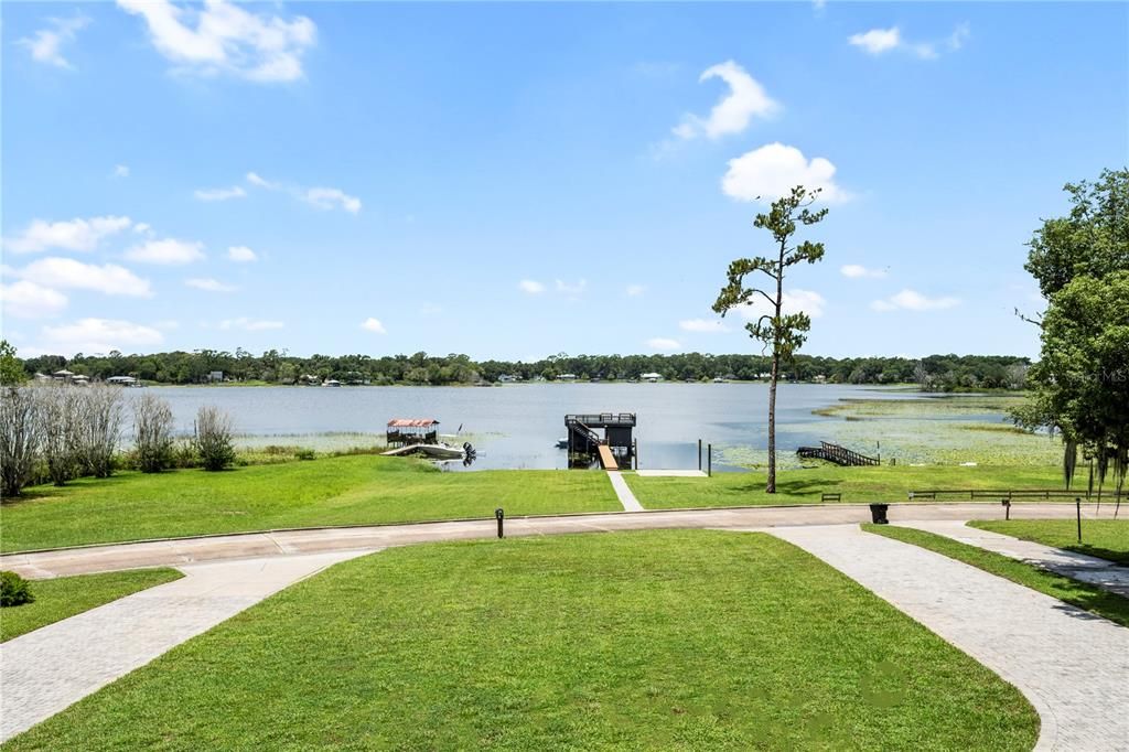 For Sale: $2,200,000 (4 beds, 4 baths, 5144 Square Feet)