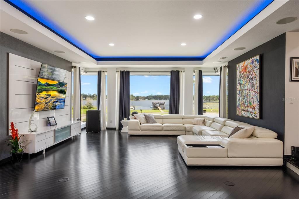 For Sale: $2,200,000 (4 beds, 4 baths, 5144 Square Feet)