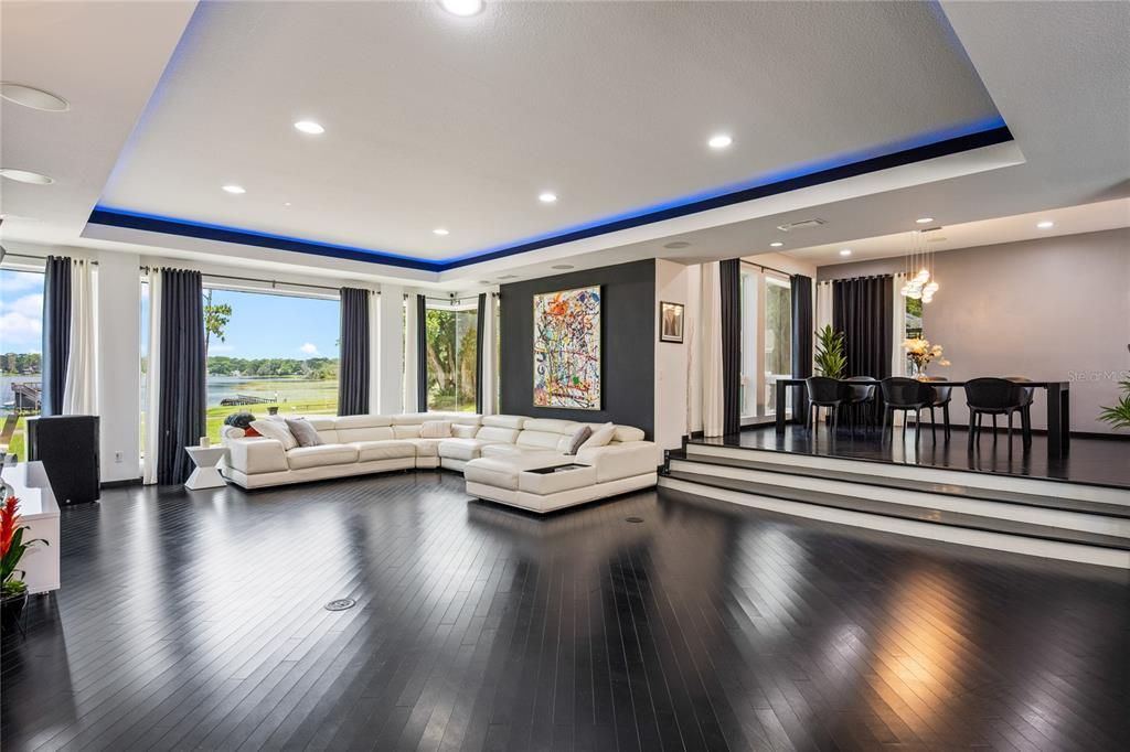 For Sale: $2,200,000 (4 beds, 4 baths, 5144 Square Feet)