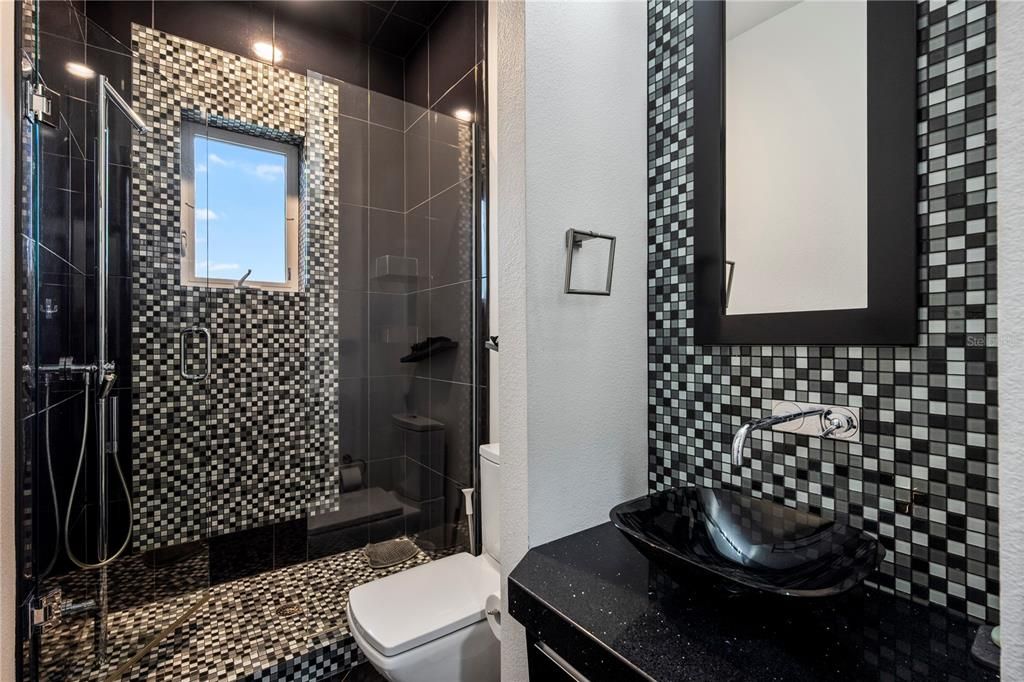 For Sale: $2,200,000 (4 beds, 4 baths, 5144 Square Feet)