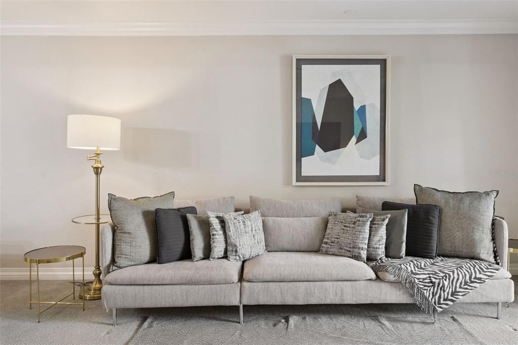 For Sale: $342,500 (3 beds, 3 baths, 1630 Square Feet)