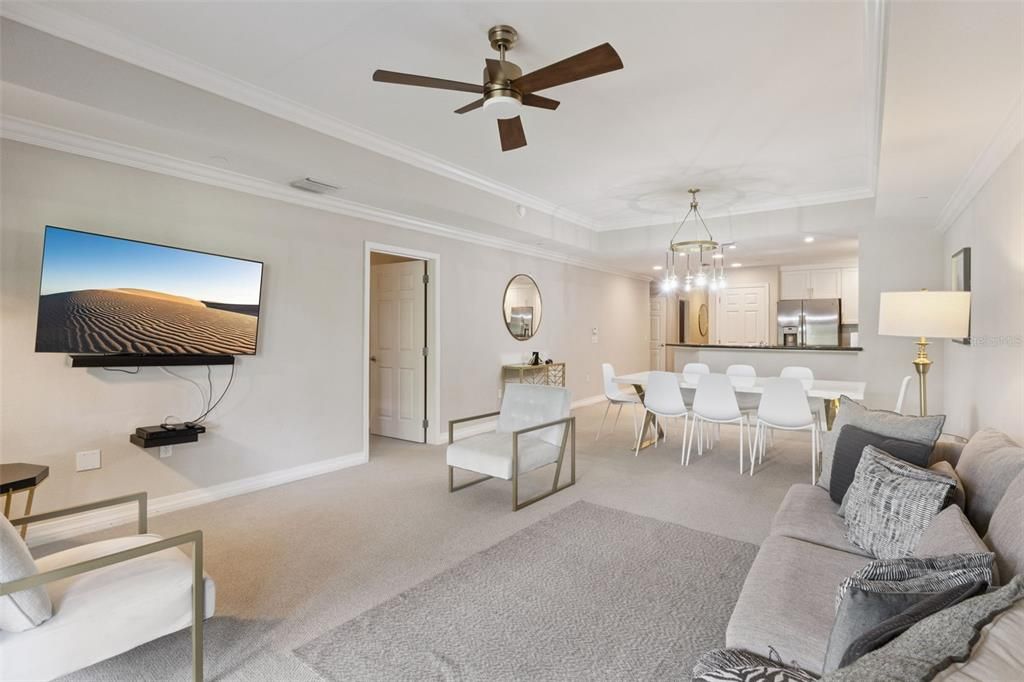 For Sale: $342,500 (3 beds, 3 baths, 1630 Square Feet)