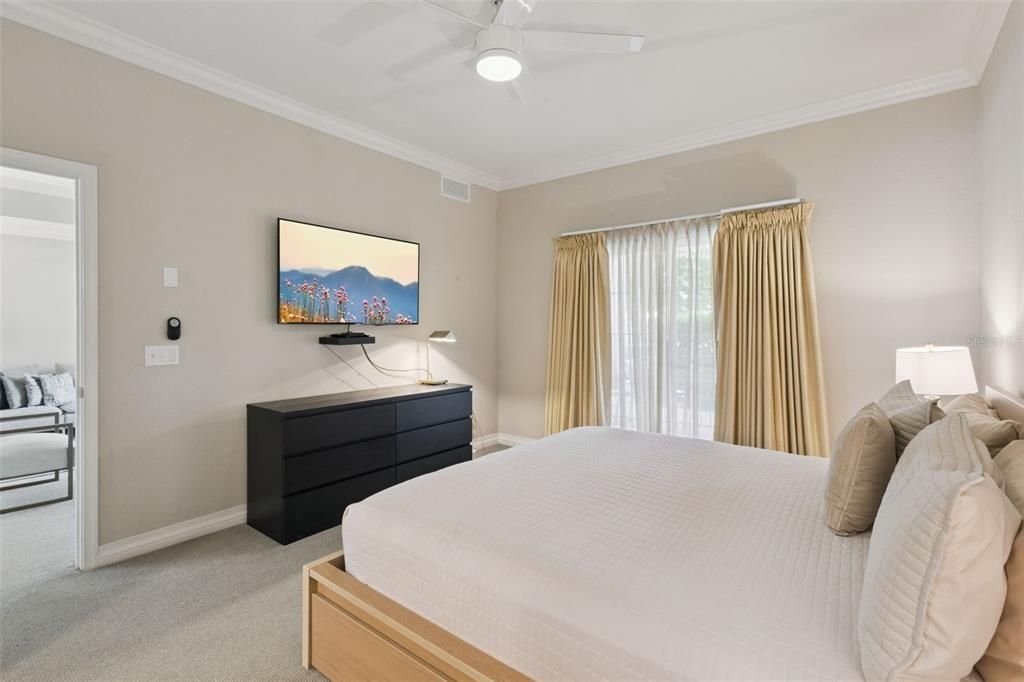 For Sale: $342,500 (3 beds, 3 baths, 1630 Square Feet)