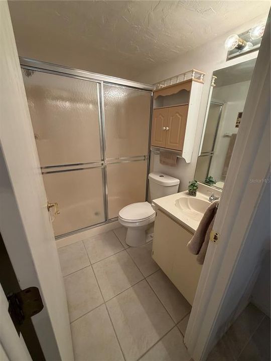 На продажу: $129,900 (2 спален, 2 ванн, 886 Квадратных фут)
