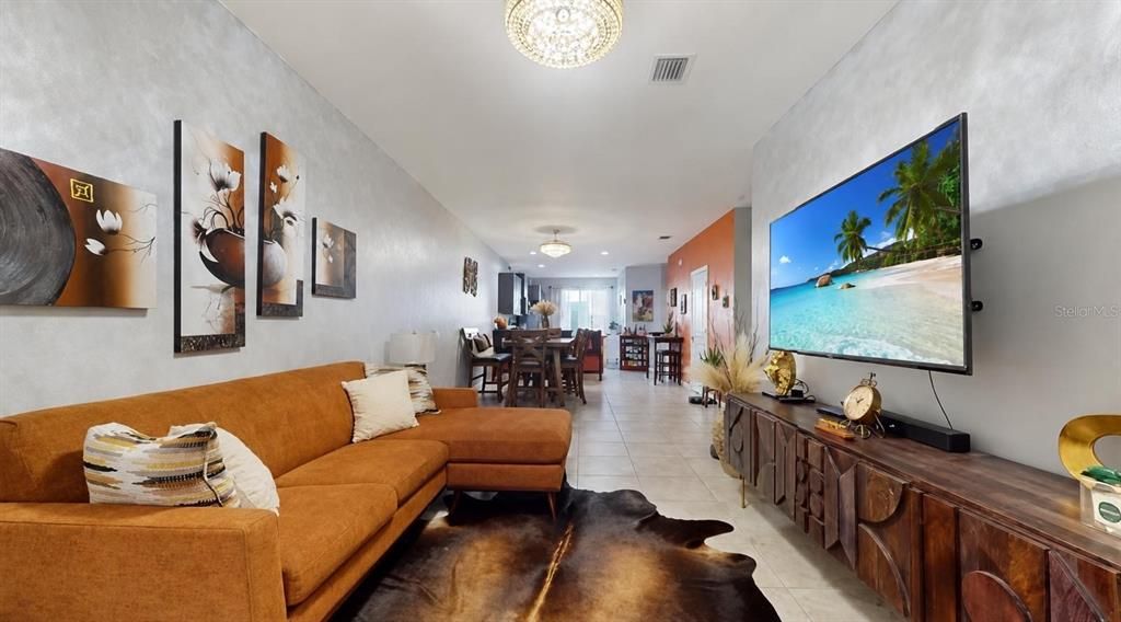 For Sale: $394,999 (4 beds, 3 baths, 1916 Square Feet)