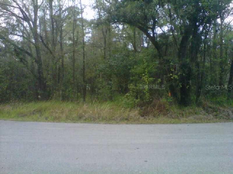 En Venta: $39,900 (0.37 acres)