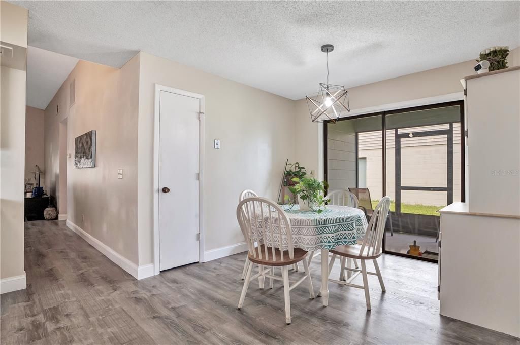 待售: $340,000 (3 贝兹, 2 浴室, 1503 平方英尺)