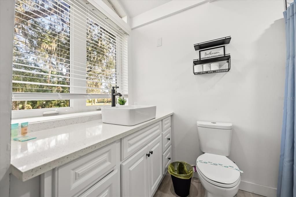 En Venta: $849,000 (6 camas, 4 baños, 5133 Pies cuadrados)