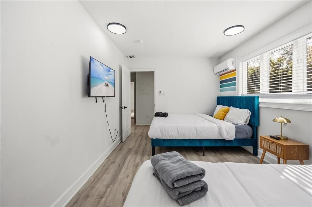 En Venta: $849,000 (6 camas, 4 baños, 5133 Pies cuadrados)
