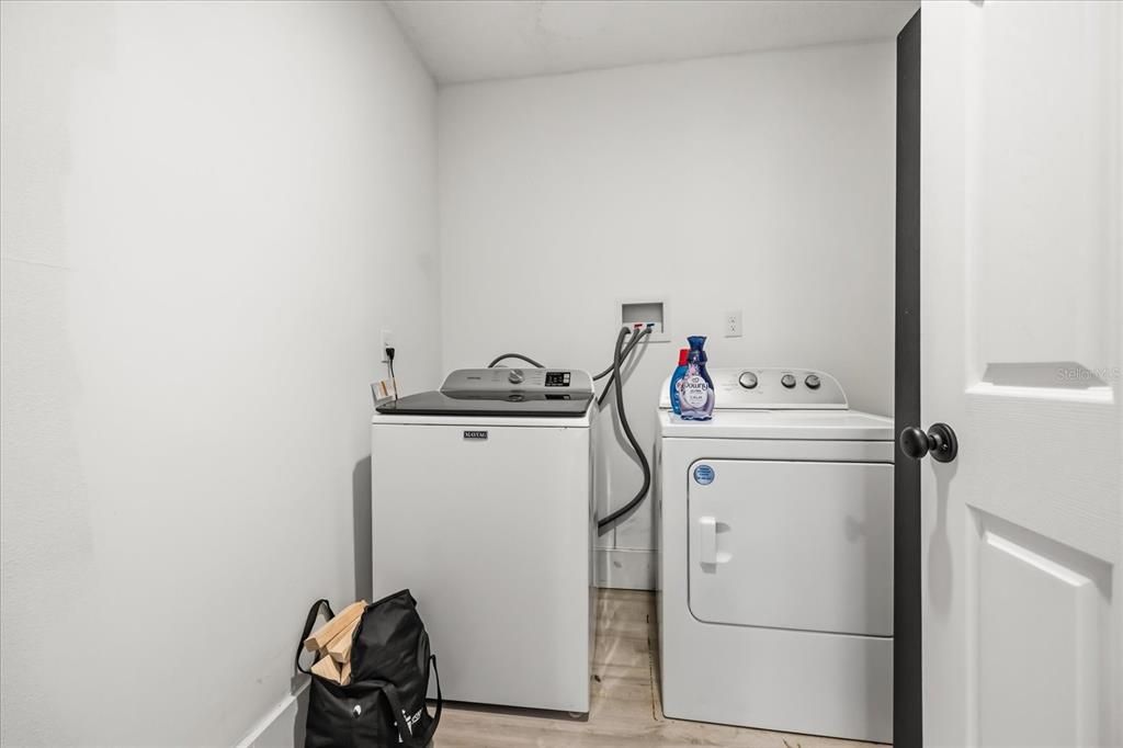 En Venta: $849,000 (6 camas, 4 baños, 5133 Pies cuadrados)