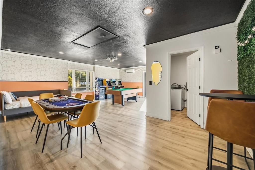 En Venta: $849,000 (6 camas, 4 baños, 5133 Pies cuadrados)