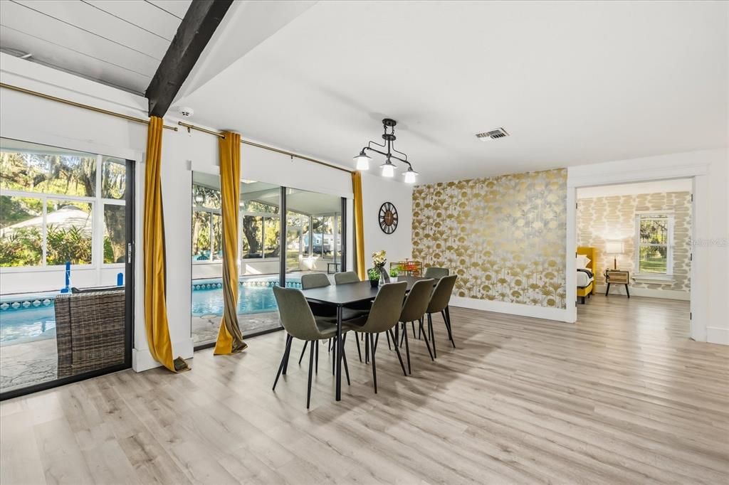 En Venta: $849,000 (6 camas, 4 baños, 5133 Pies cuadrados)