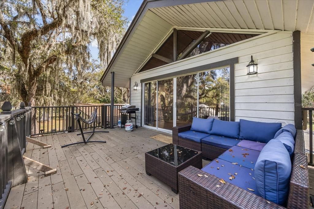 En Venta: $849,000 (6 camas, 4 baños, 5133 Pies cuadrados)