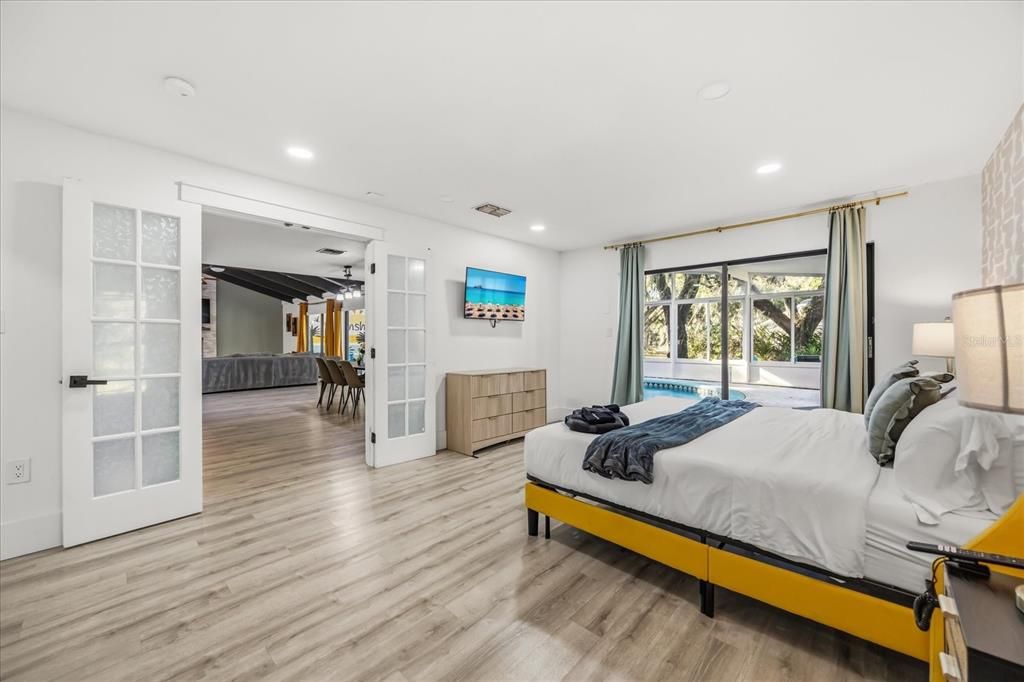 En Venta: $849,000 (6 camas, 4 baños, 5133 Pies cuadrados)