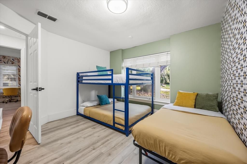 En Venta: $849,000 (6 camas, 4 baños, 5133 Pies cuadrados)