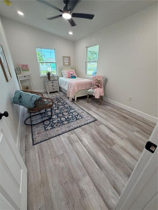 For Sale: $334,900 (2 beds, 2 baths, 764 Square Feet)