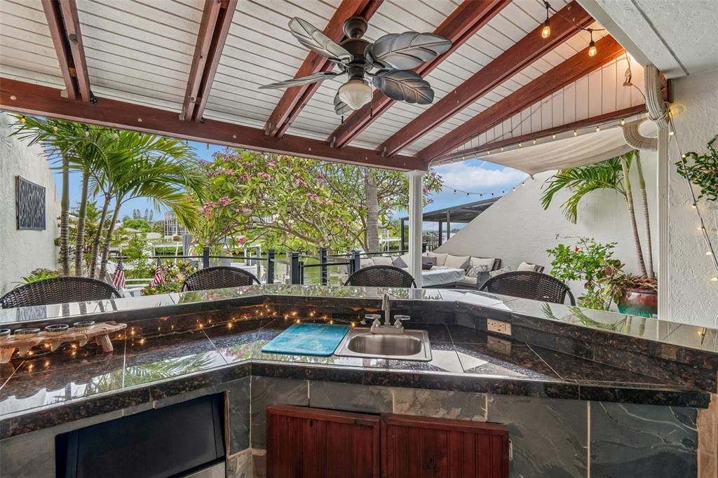 For Sale: $575,000 (3 beds, 2 baths, 1879 Square Feet)